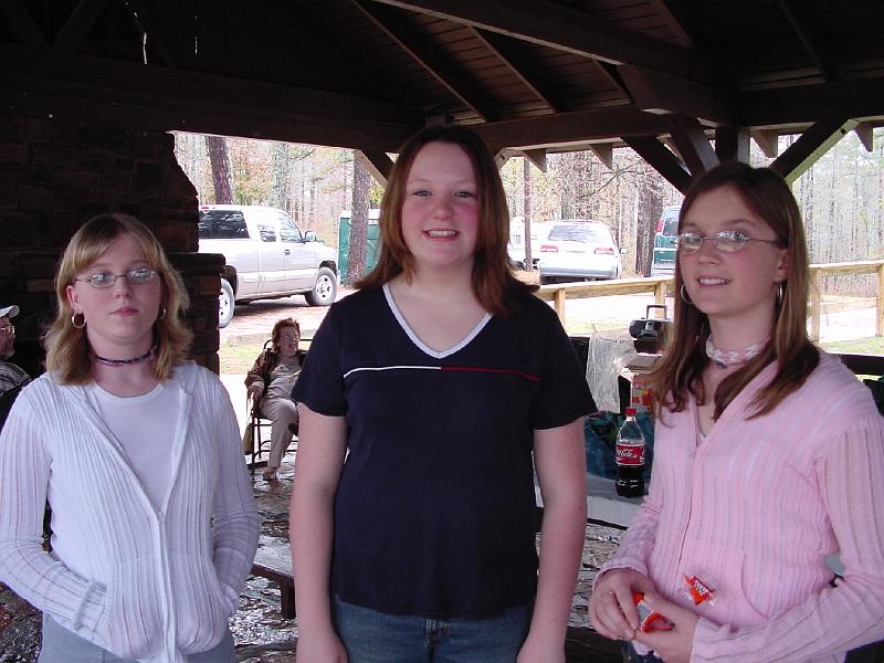 DSC00883.JPG - 2003 - Thanksgiving, Choctaw Campground, MS - Amanda, Stephanie & Taylor